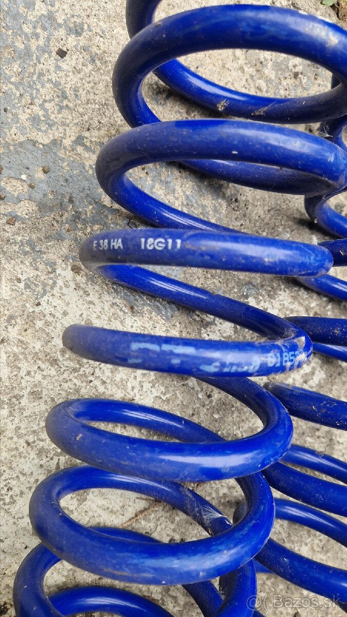 BMW E38 zadné struny - 2