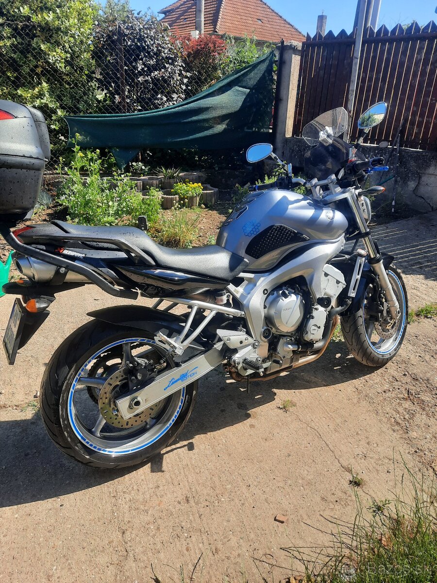 Yamaha fz6 - 2