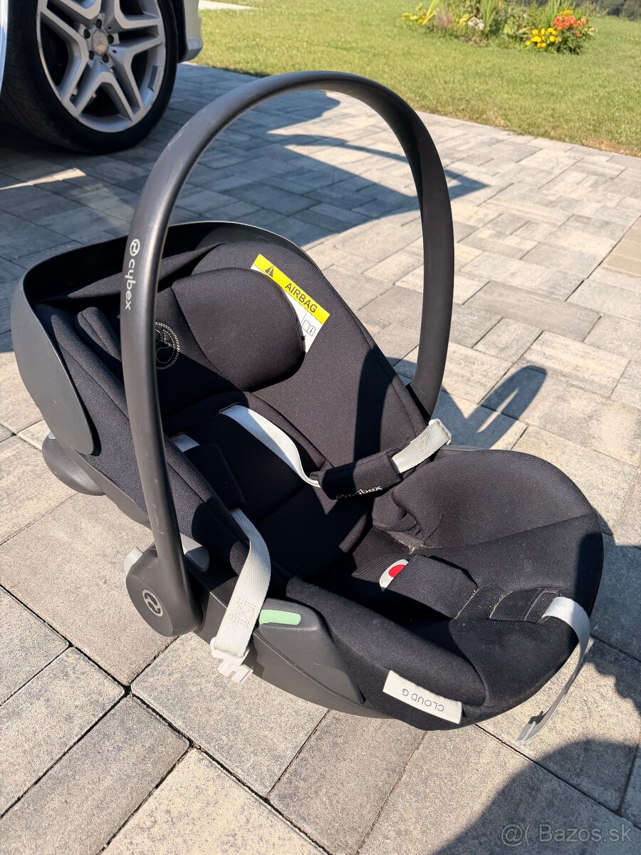 Cybex Cloud G i-Size + Base G (ISOFIX) - 2