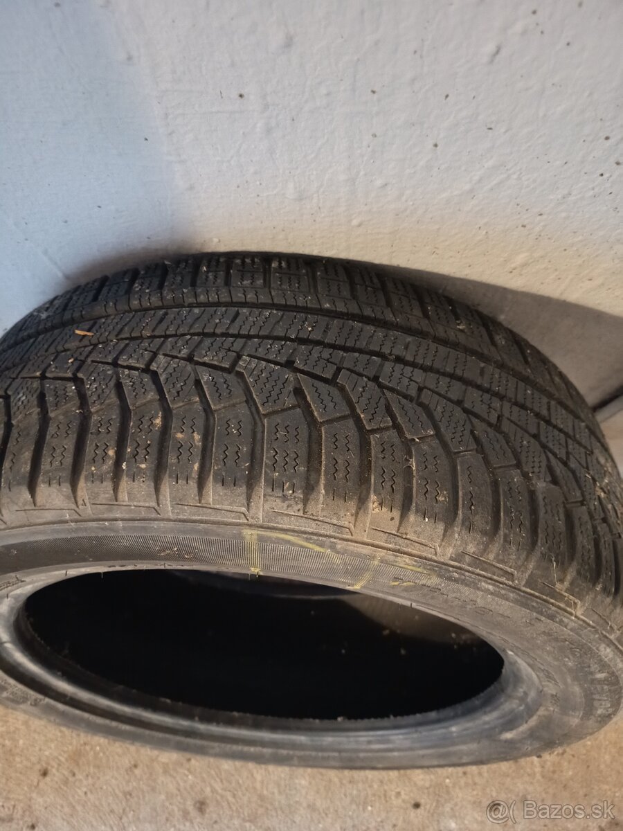 Predám pneumatiky celoročné 205/55R16 - 2