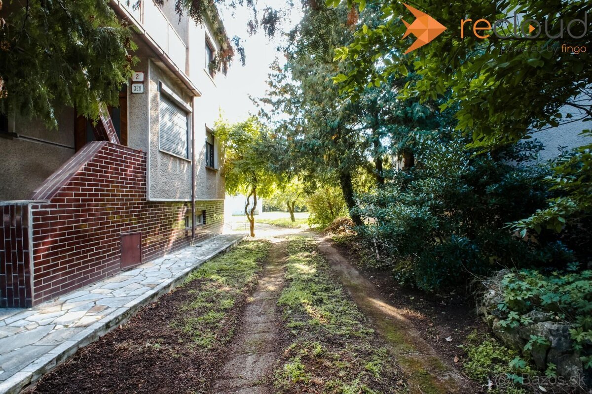 REZERVOVANÉ - Rodinný dom v Obci Lok 12 km od Levíc - 2