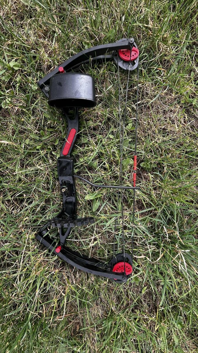 Kladkový luk 29lbs - 2