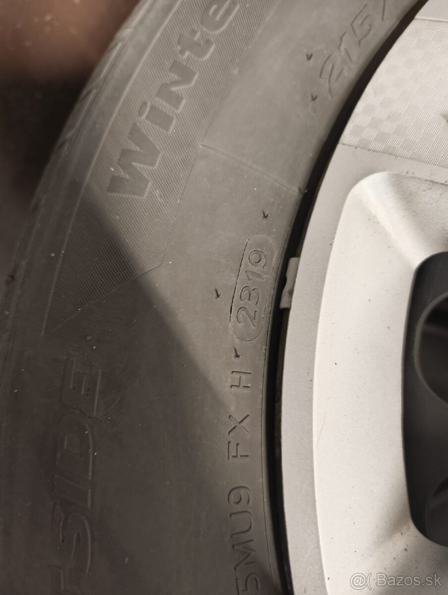 Zimné gumy 215/60 r16 na 5x112 plechových diskoch - 2