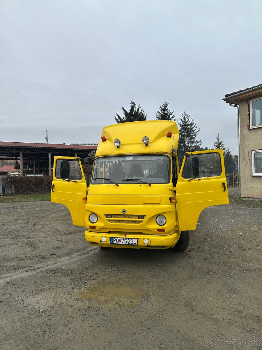 Predám odťahovy špeciál Avia A60 - 2