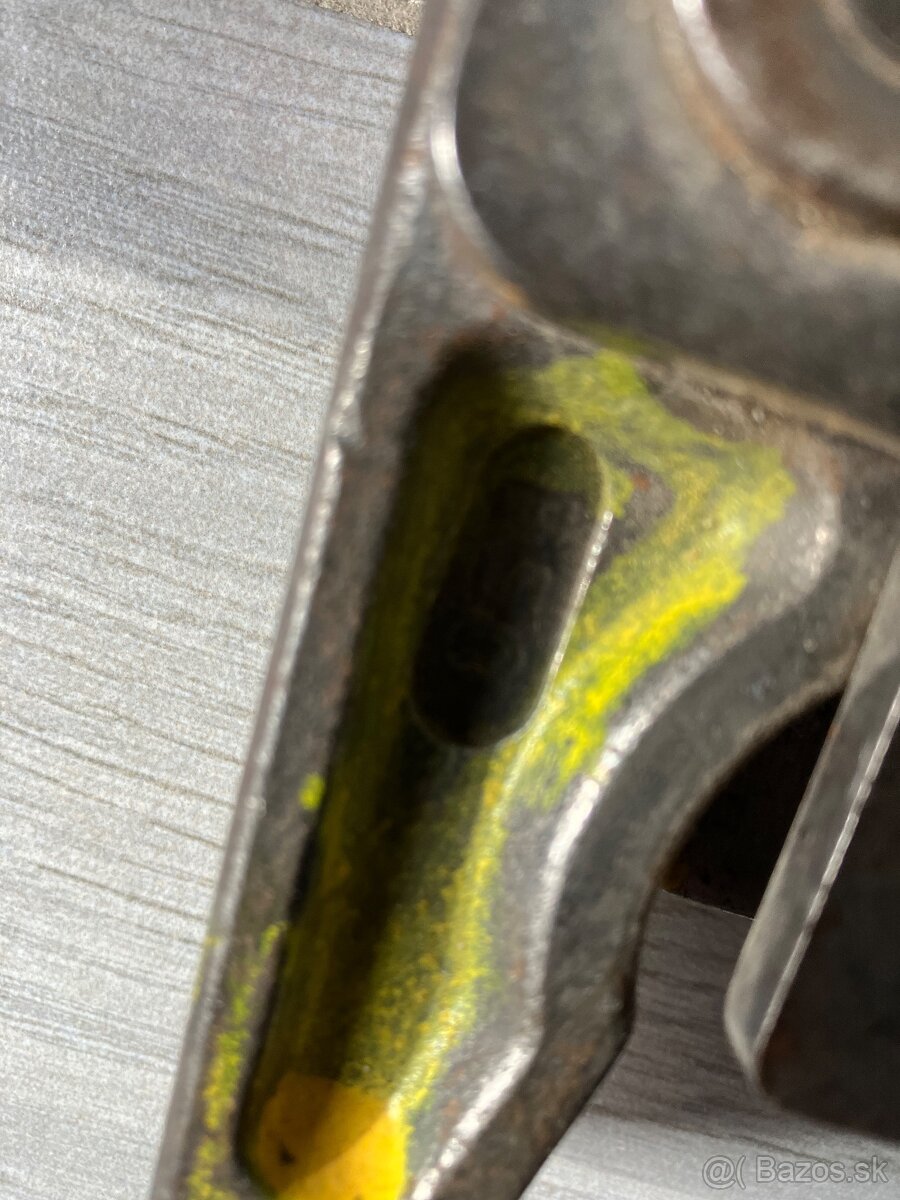 Predam lisovaciu čeľusť Rems F50 - 2