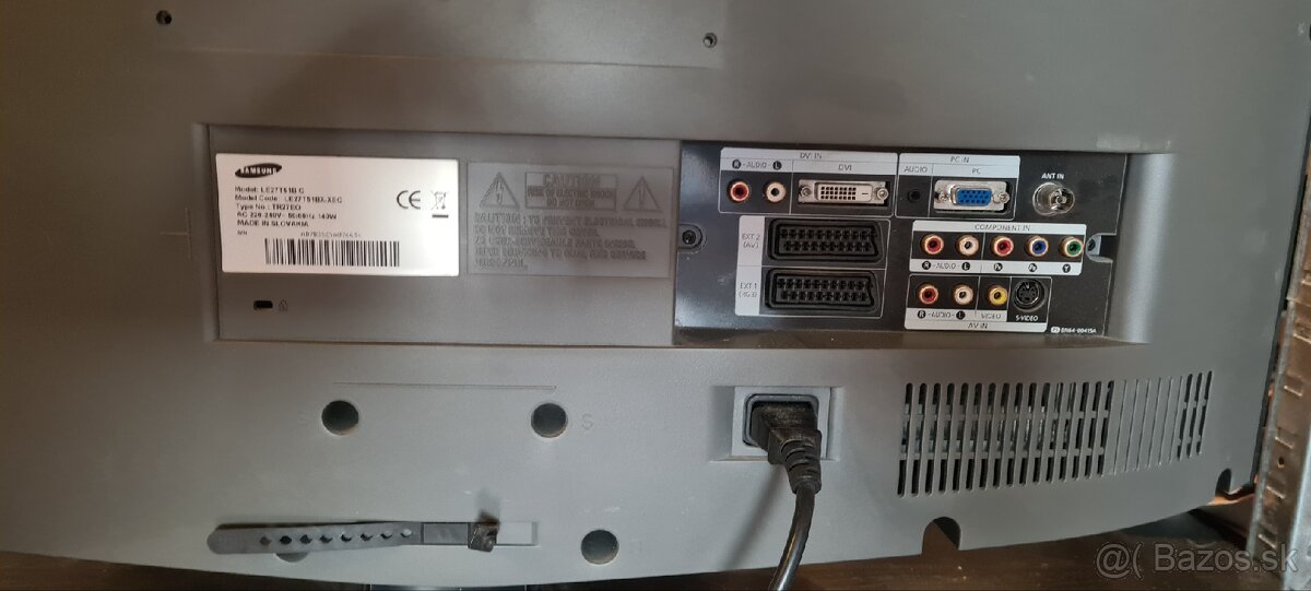 Samsung televizor 27" - 2