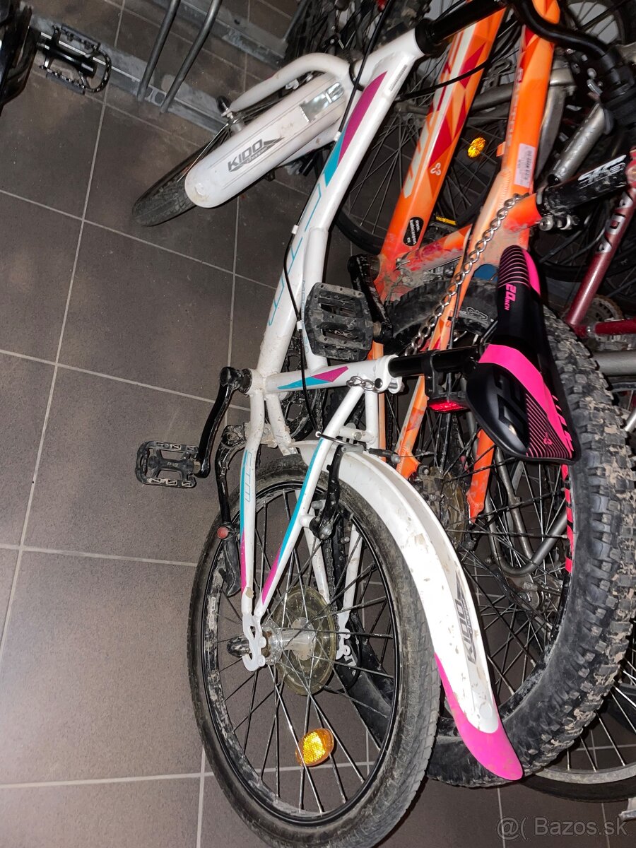 Dievčenský bicykel - 2