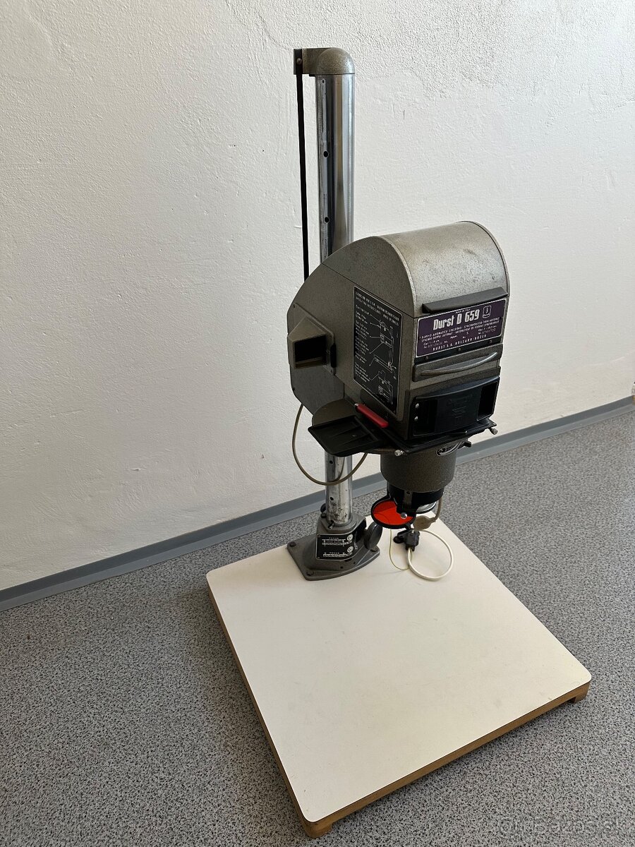 Predám zväčšovací prístroj Durst D659 - 2