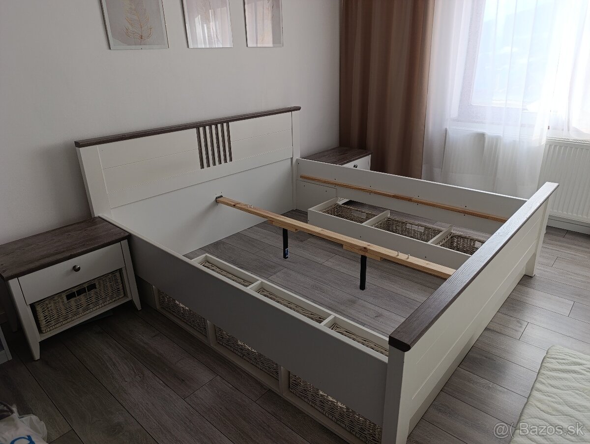 Manželská posteľ 180x200 +stolíky - 2