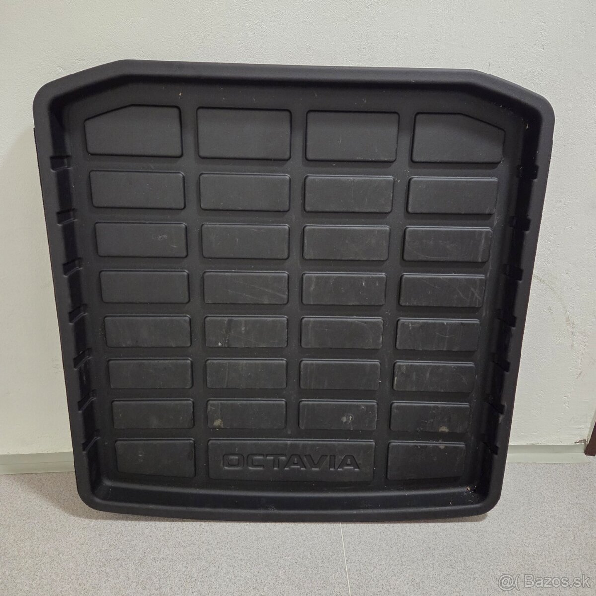 TOP: Plastova vana do kufra Octavia 4 - 2
