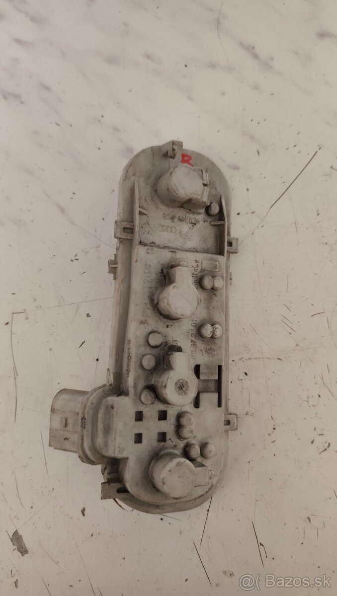 Pätica svetla Audi A4 B6 avant - 2