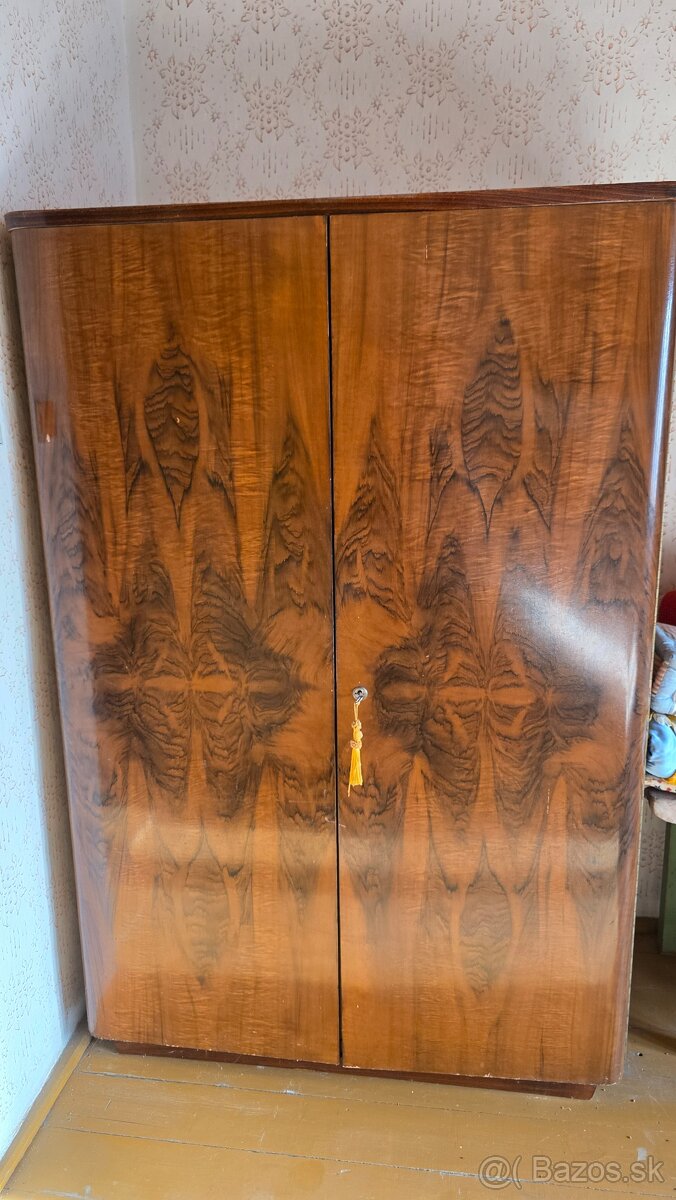 Starý nábytok za odvoz - 2