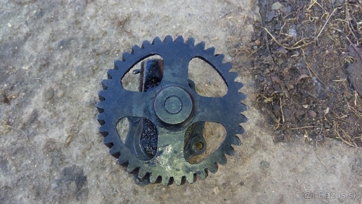 Na Multicar 22 - Olejové čerpadlo - 2