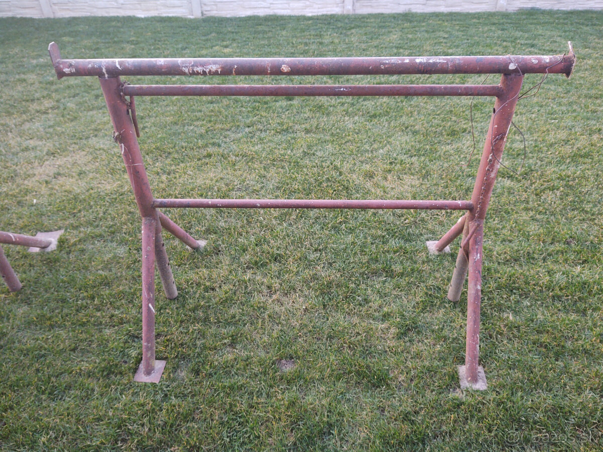 2 ks pracovnej podpery (stavebná koza) - 2