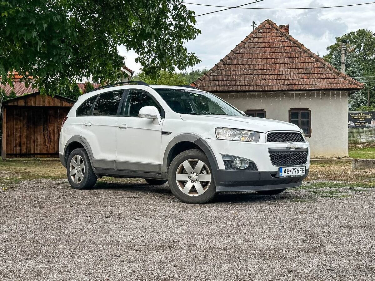 Chevrolet Captiva 2.2 D LS - 2