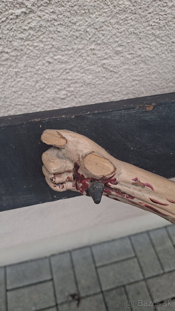 Dreveny kriz s Ježišom (INRI - 2