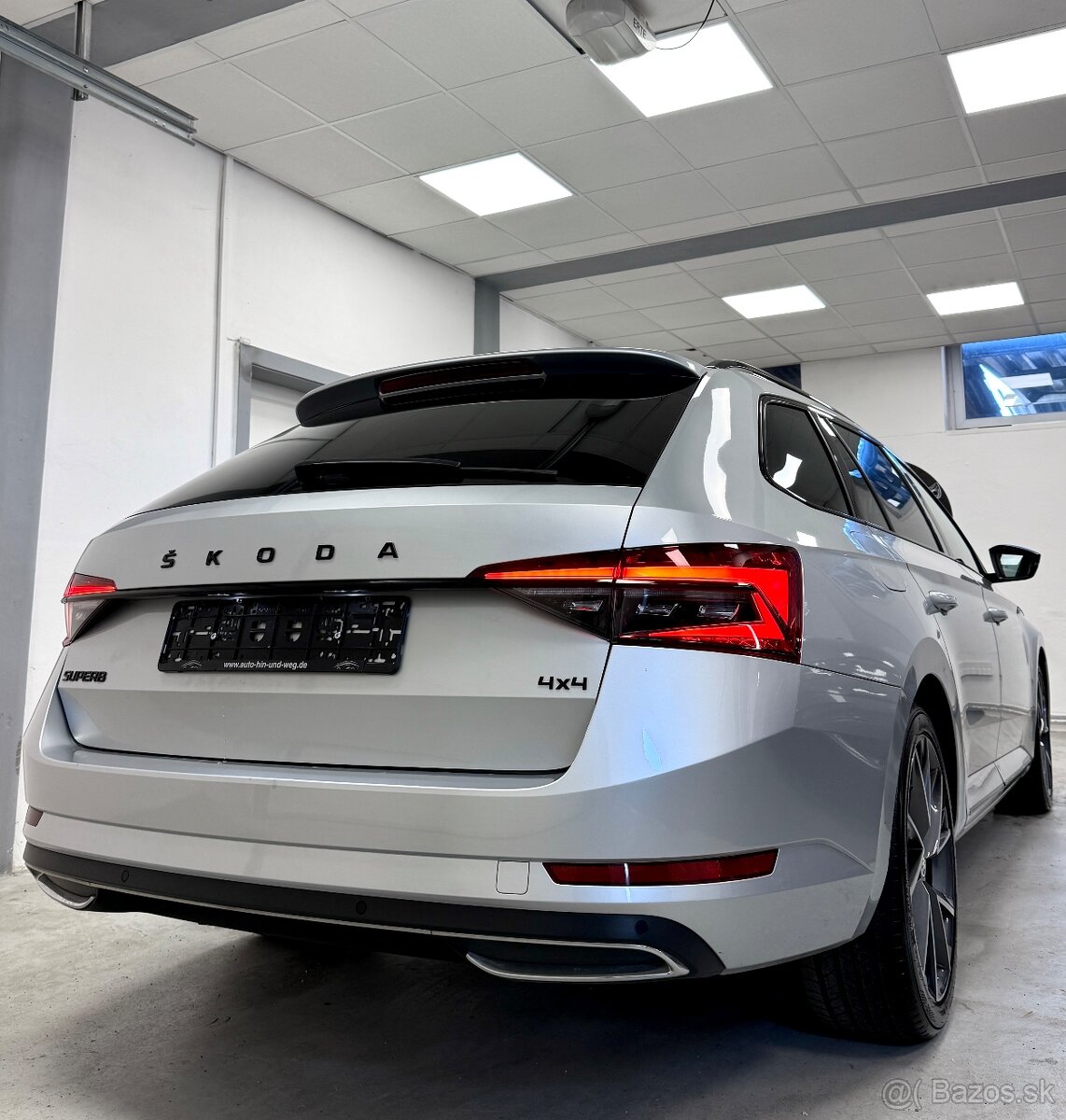 Skoda Superb Sportline 2.0TDI 147Kw 4x4 Black Packet/Matrix - 2