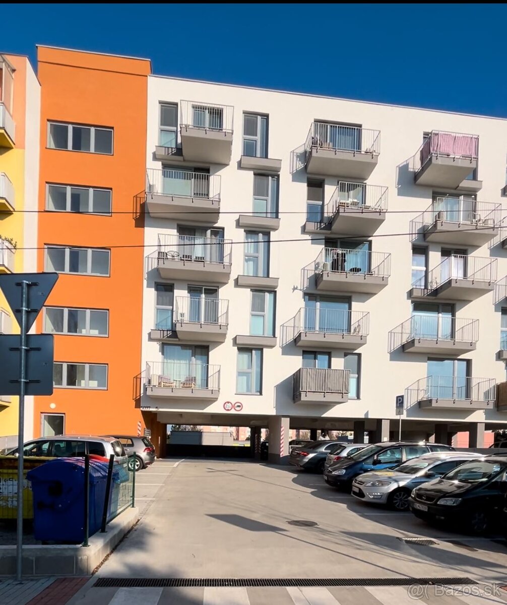 Prenájom parkovacieho státie v podzemnej garáži - 2