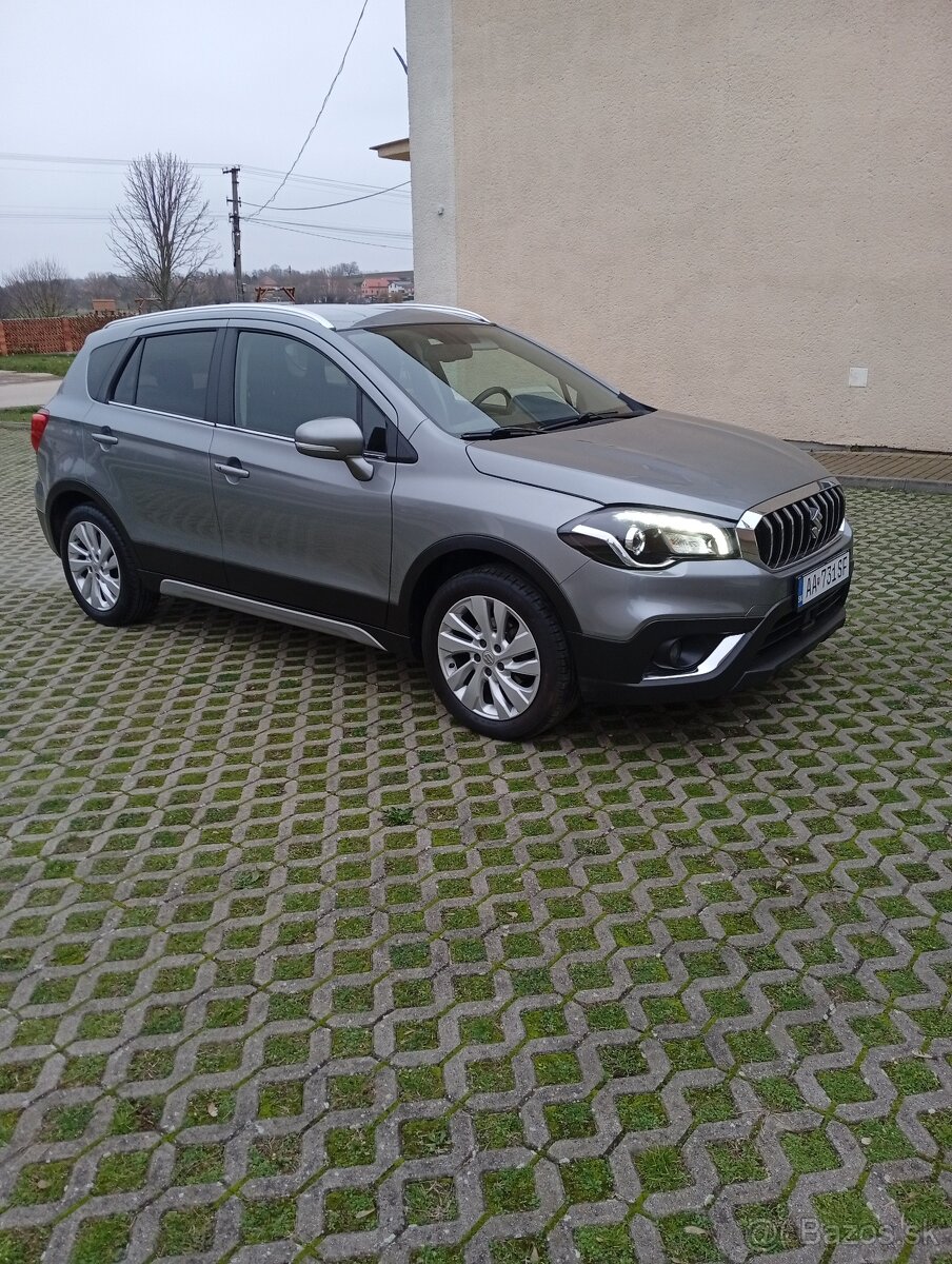 Predam Suzuki S-cross Premium1,4 Hybrid s tažnym zariadenim. - 2
