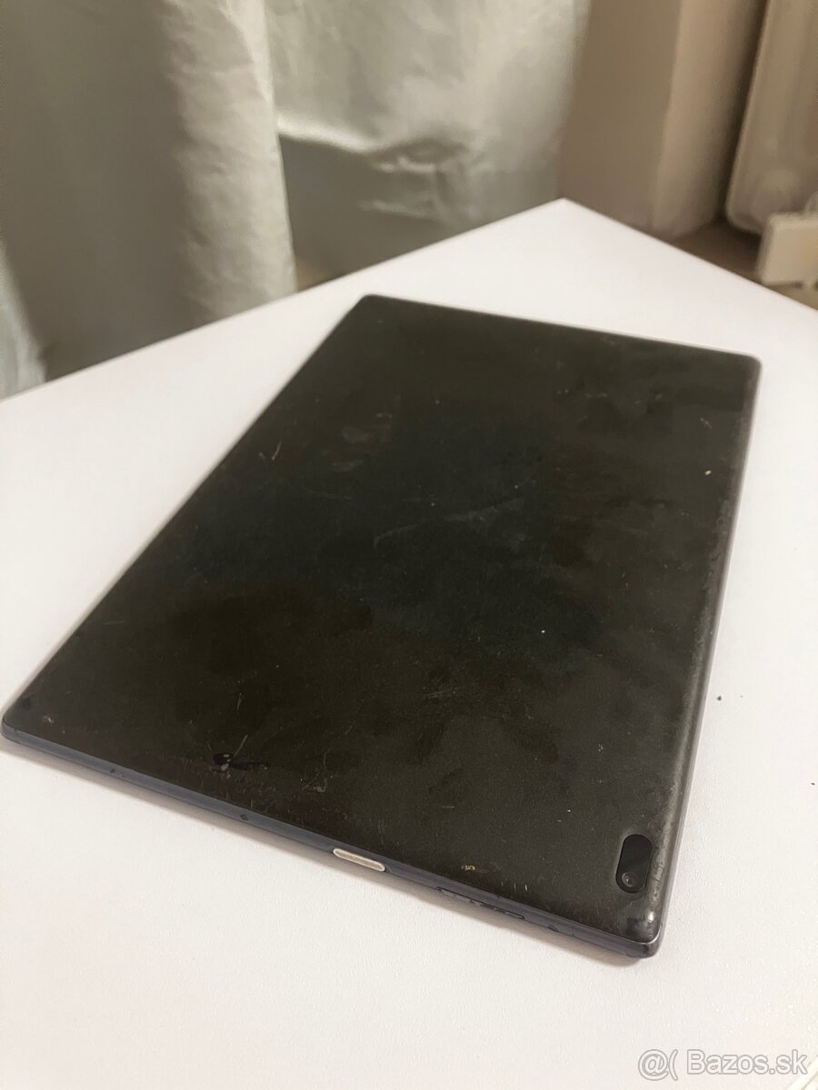 Predám Lenovo tablet (model neznámy) - 2