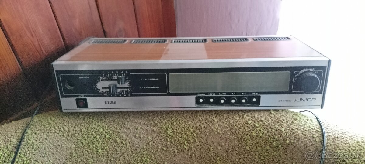 Rádio, televízor - 2