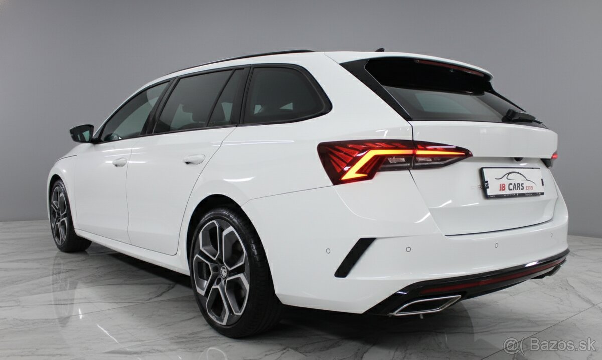 Škoda Octavia Combi 2.0 TDI RS DSG - 2
