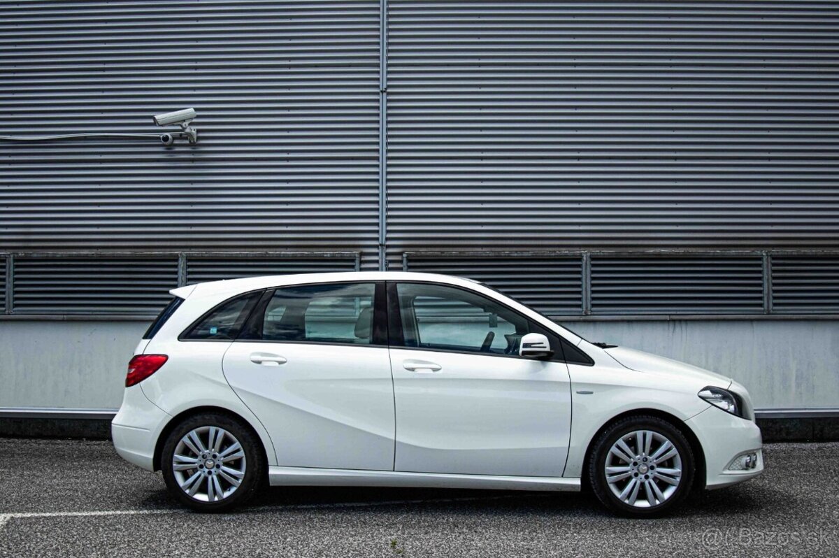 Mercedes-Benz B trieda 180 CDI BlueEFFICIENCY - 2