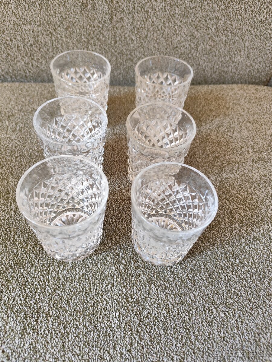 Karafa plus poháre - 2