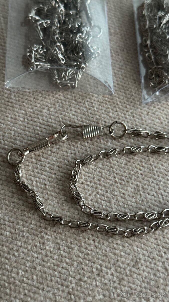 Tenučká retiazka 90 cm s karabínkami - 2