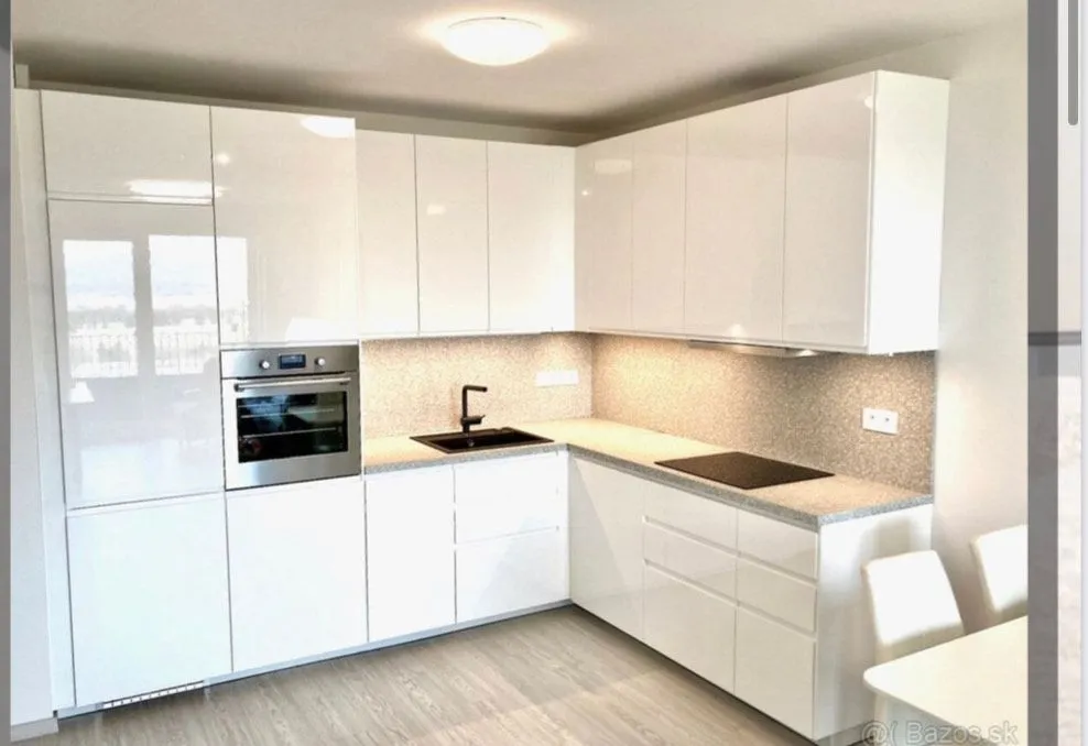 Na prenajom 2 izbovy byt Bory - 2