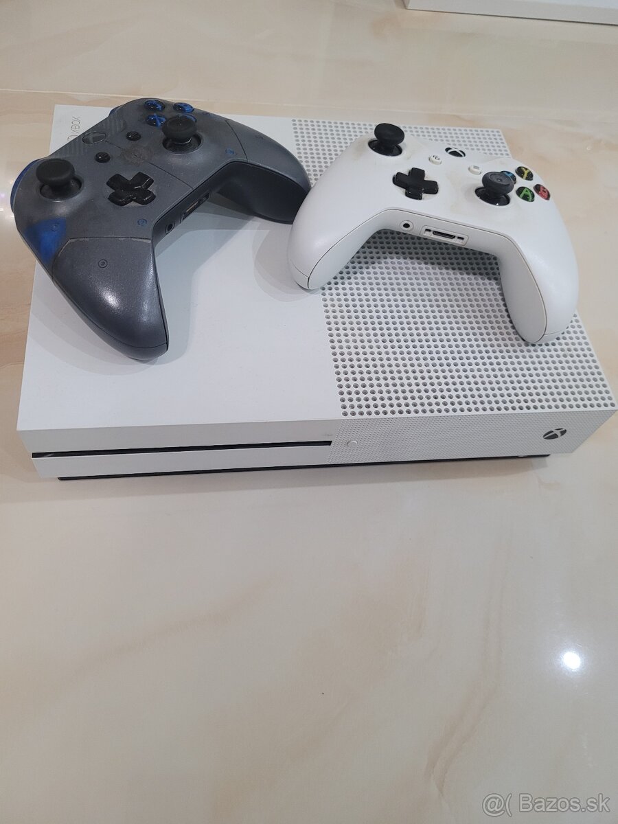 Xbox One S 500GB - 2