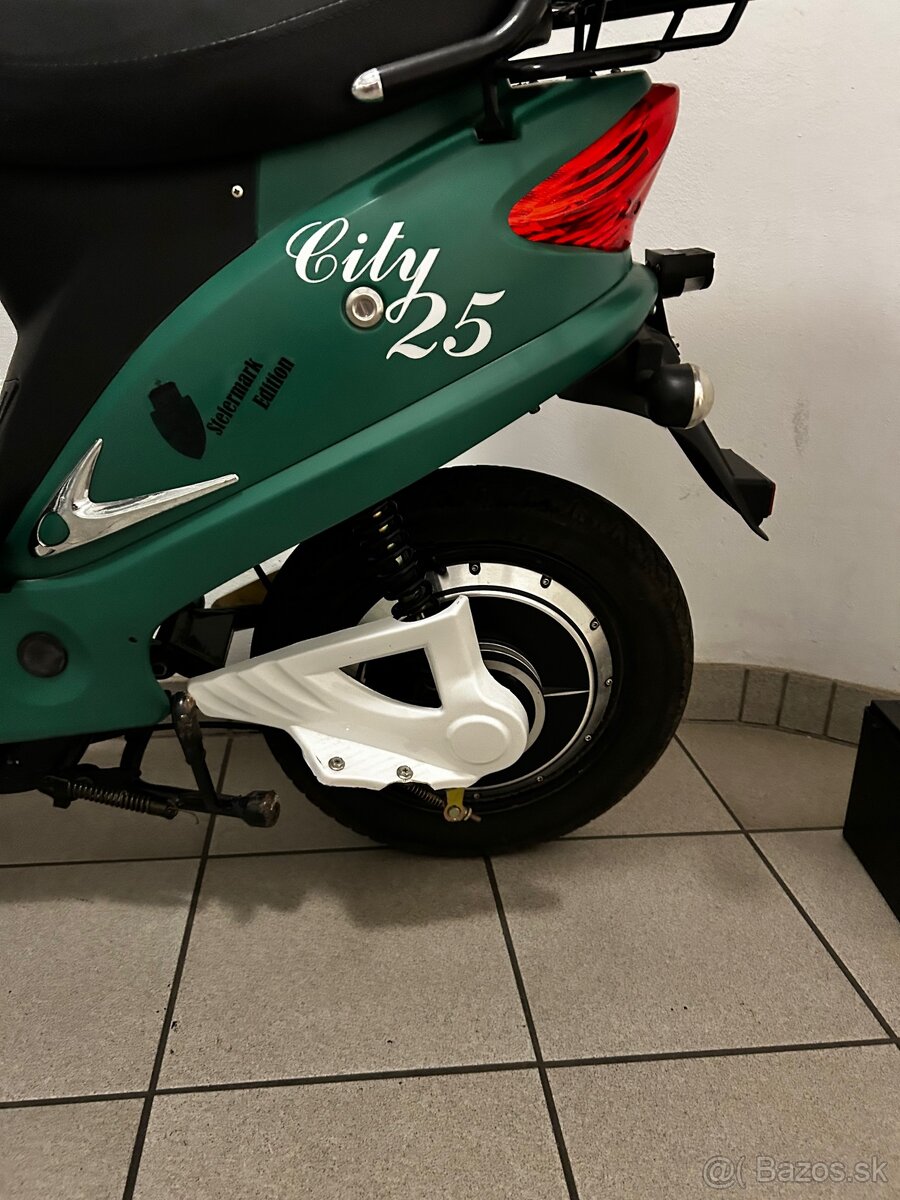 Elektricky scooter - 2