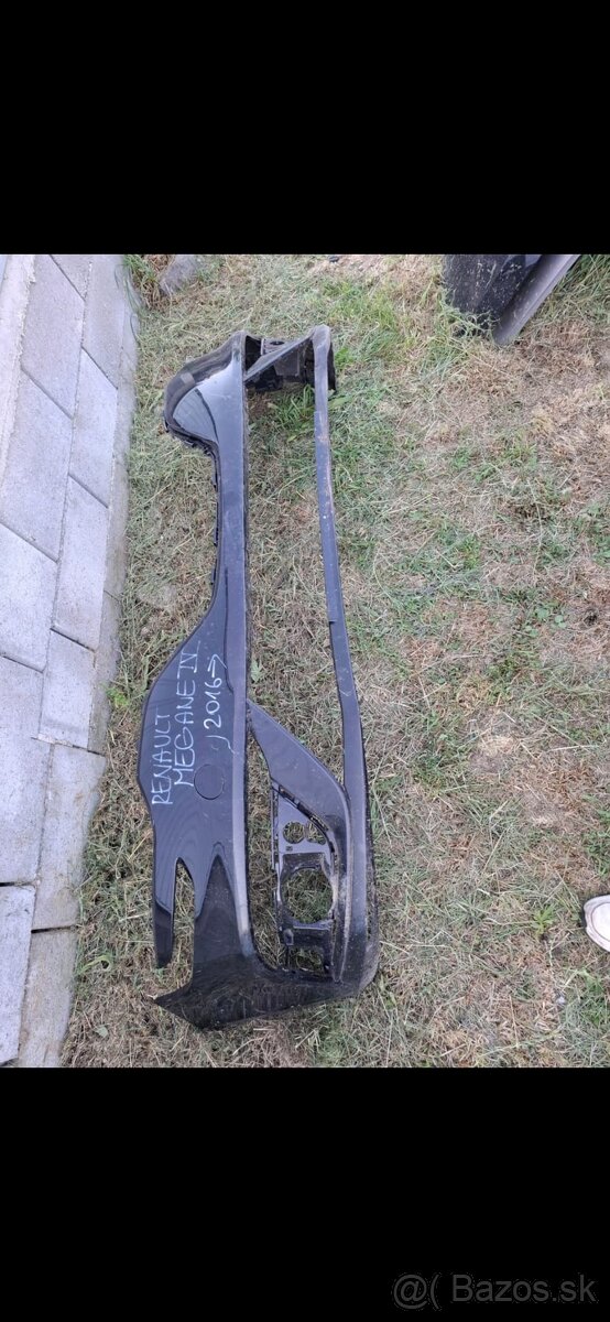 Renault nárazník. - 2