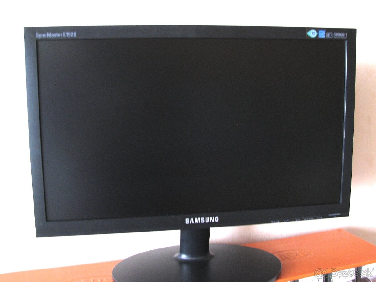 Samsung E1920N - AKCIA - 2