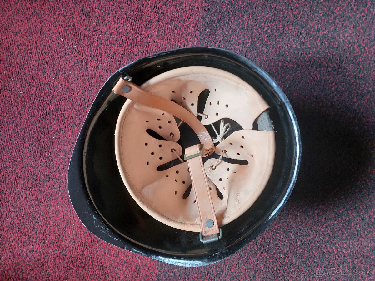 Hasičská prilba - 2