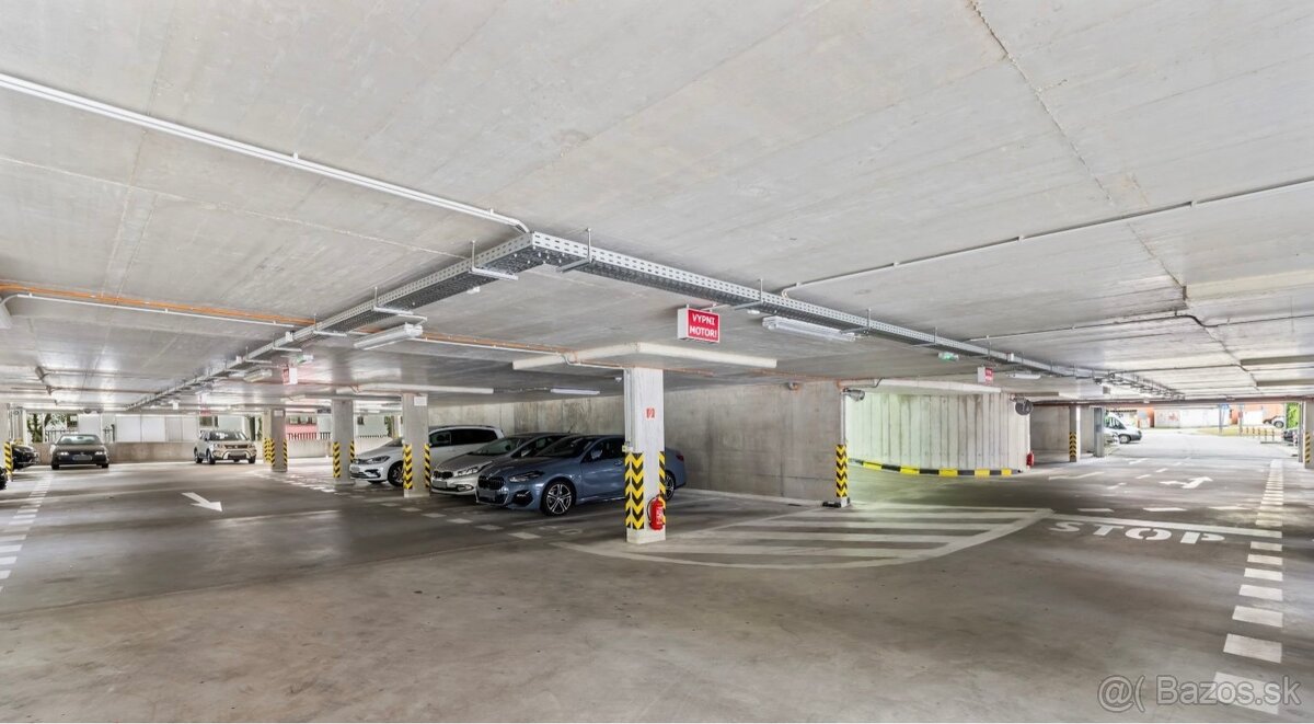 Vnútorné garážové parkovacie státie Jégeho 6 - 2