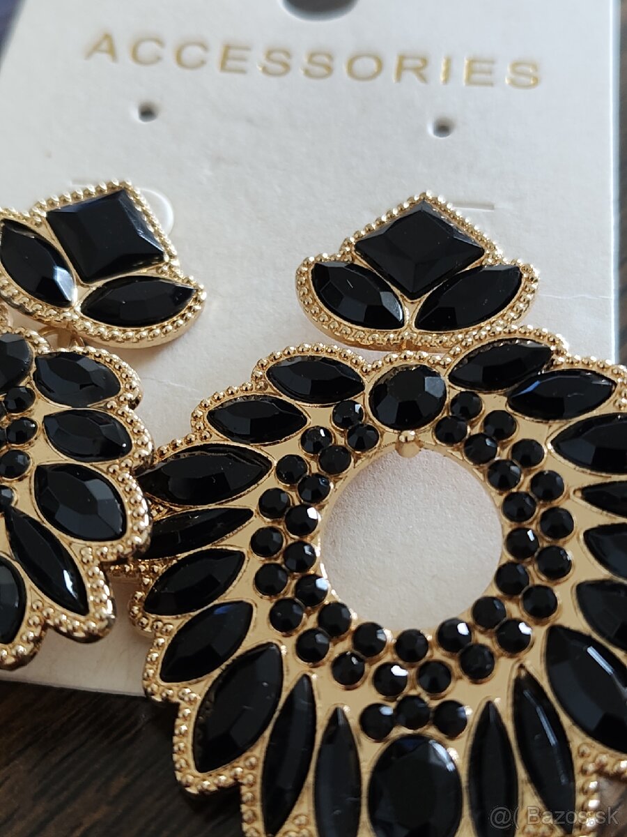 Visiace náušnice s kamienkami - 2