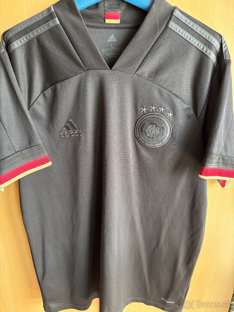 Adidas funkčne tričko. - 2