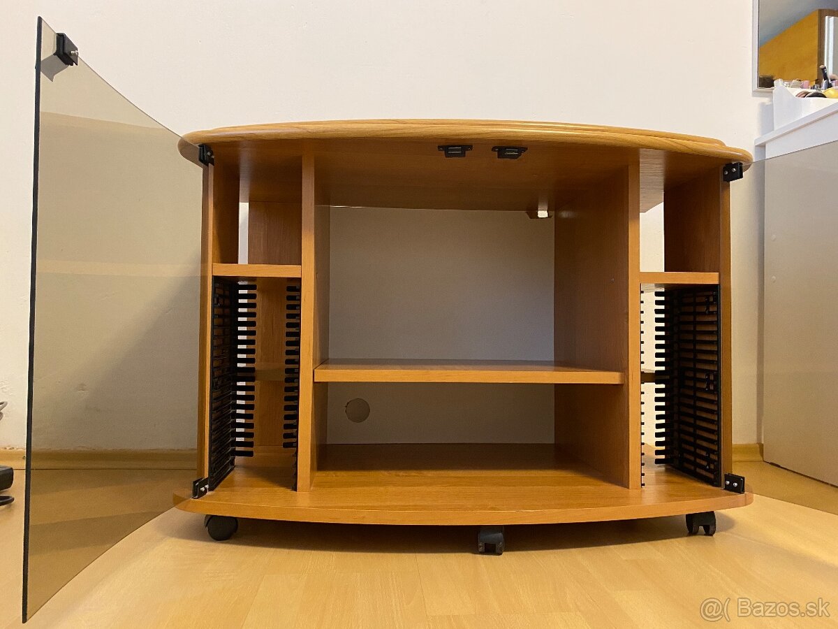 Stolík pod televízor s kolieskami - 2