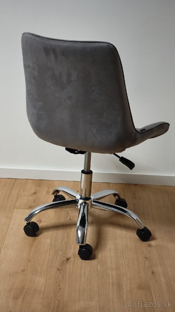 Kancelárska stolička - 2