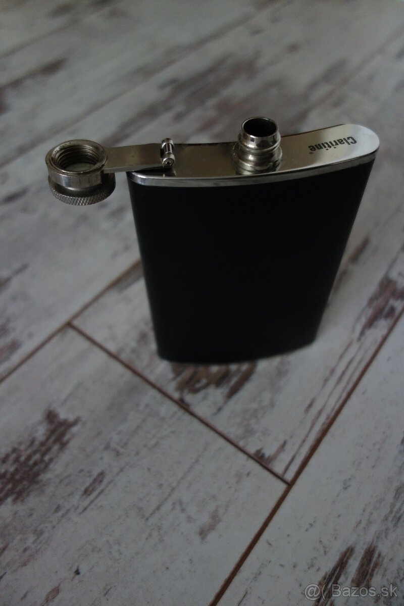 Nerezová ploskačka potiahnutá kožou - ťapka. - 2