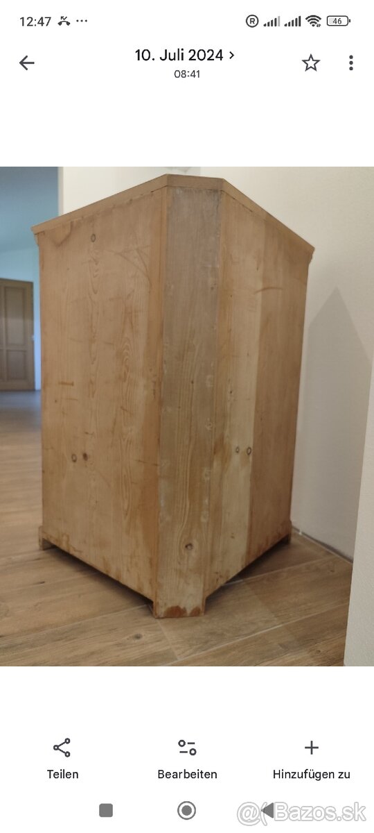 Velka rohova skrinka. - 2