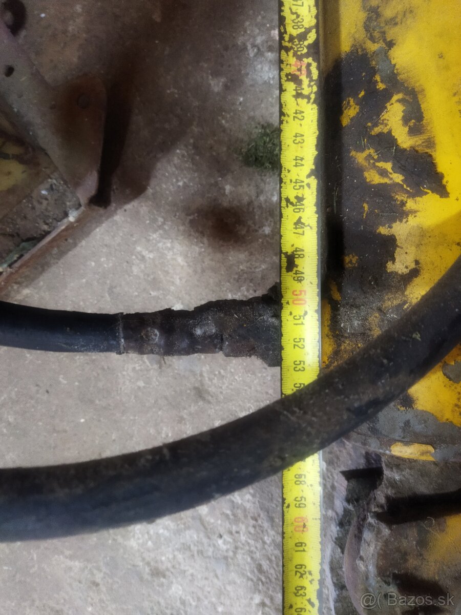 Hydraulický piest - 2