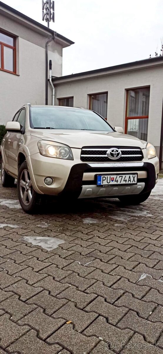 Toyota Rav 4 - 2
