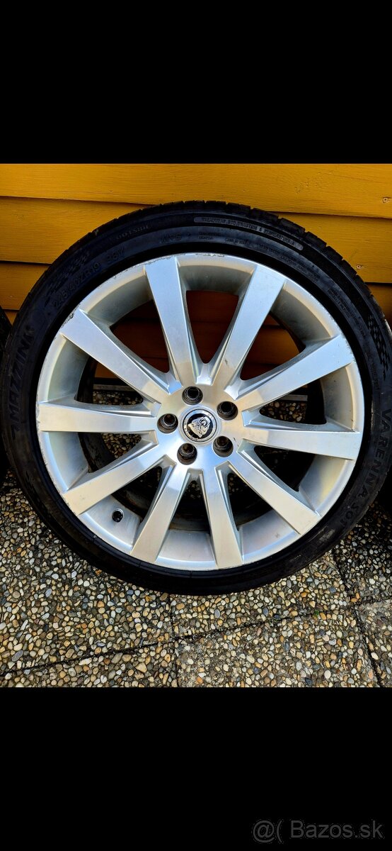 Elektróny Jaguar - Range Rover - 2