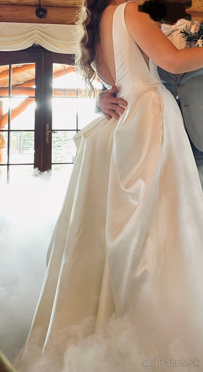 Svadobné šaty Monica Loretti - 2