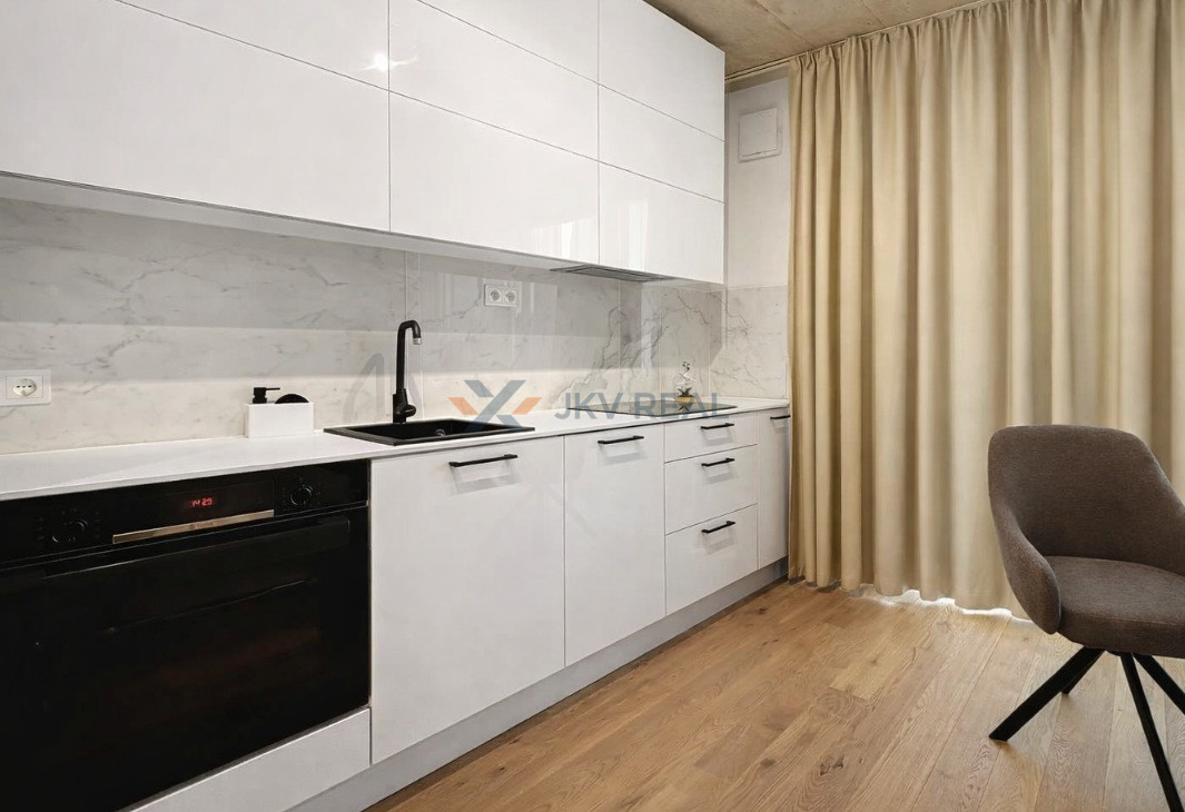 Moderná garsónka v širšom centre Bratislavy - 2