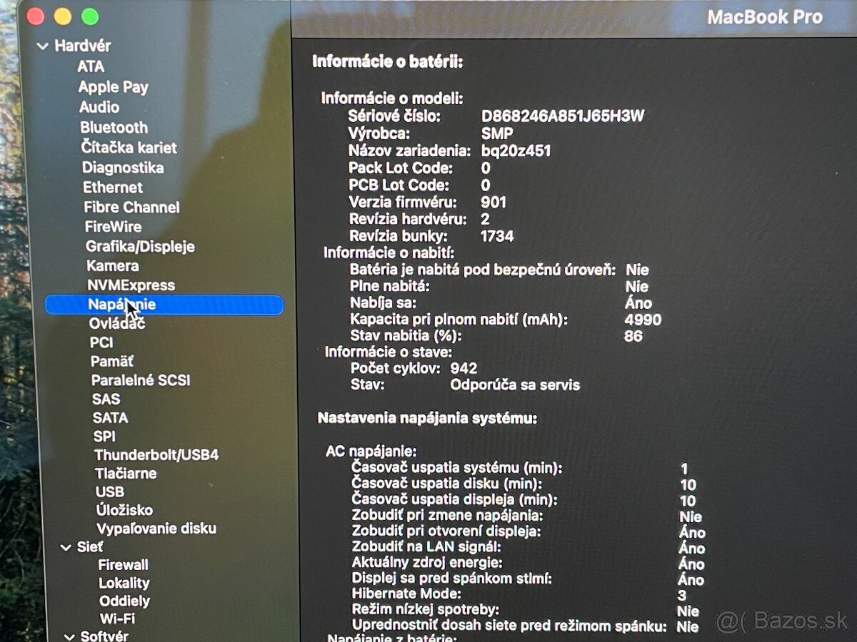 MacBook Pro 2018 15", 16GB RAM, 256GB SSD - 2