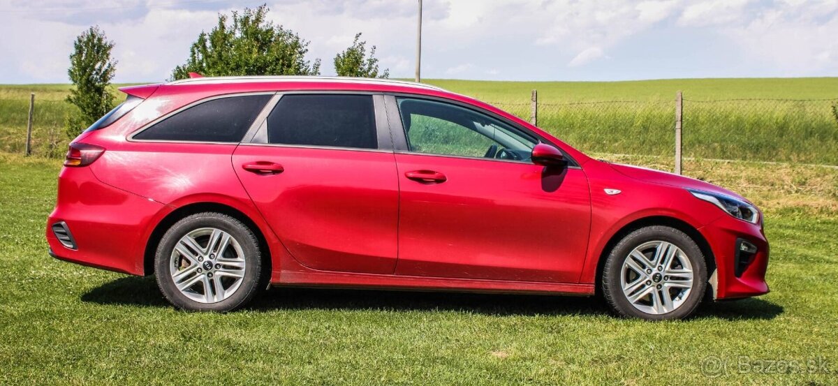 Kia Ceed SW 1.4 T-GDi Silver 103KW - 2