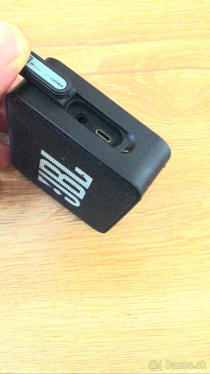 JBL repoduktor - 2